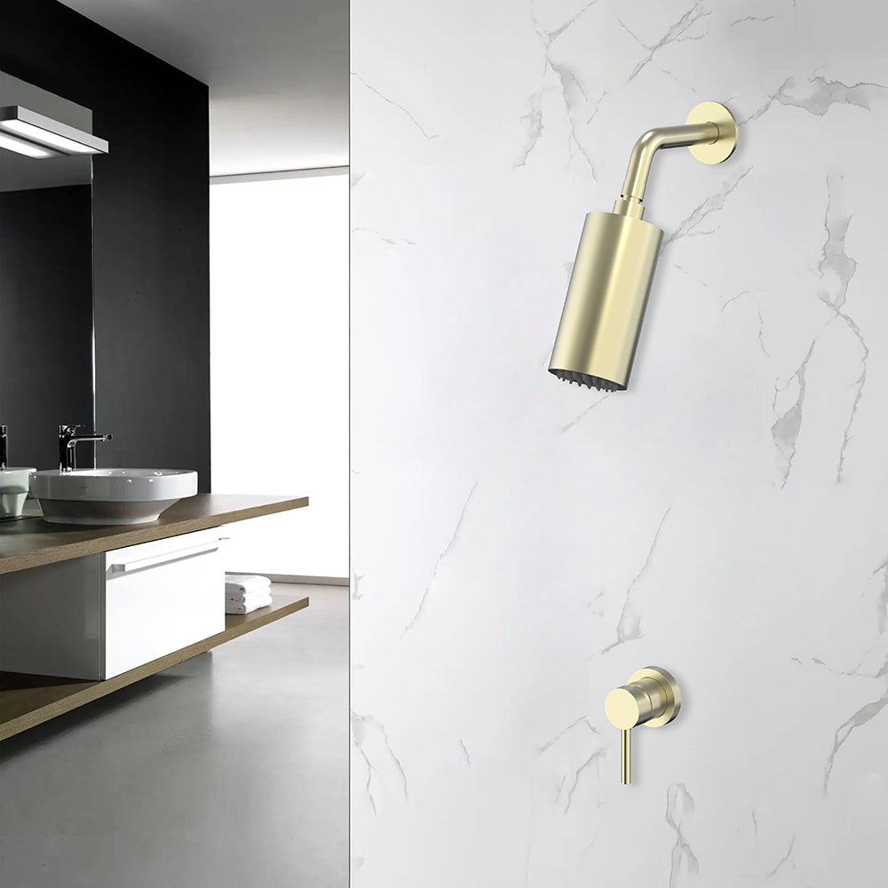 Pommeau de douche mural encastrable et mitigeur or brossé dans salle de bain design - Bellegno