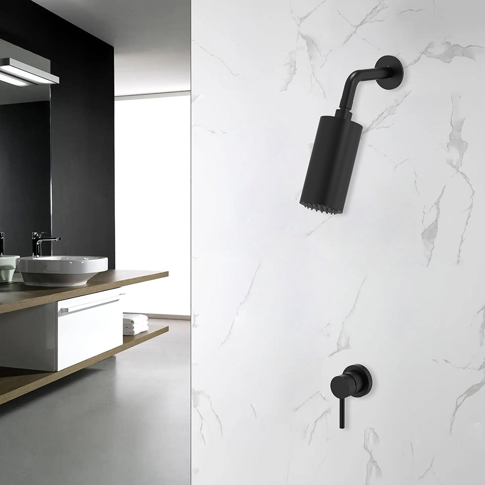 Pommeau de douche mural encastrable avec mitigeur dans une salle de bain design - Bellegno