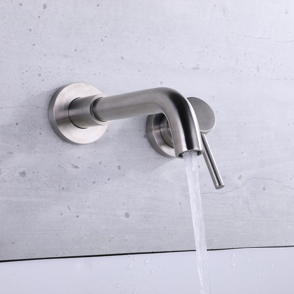 Robinet mitigeur mural encastré acier brossé en fonctionnement - Bellegno